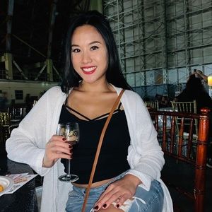 Meet your Posher, Vanessa